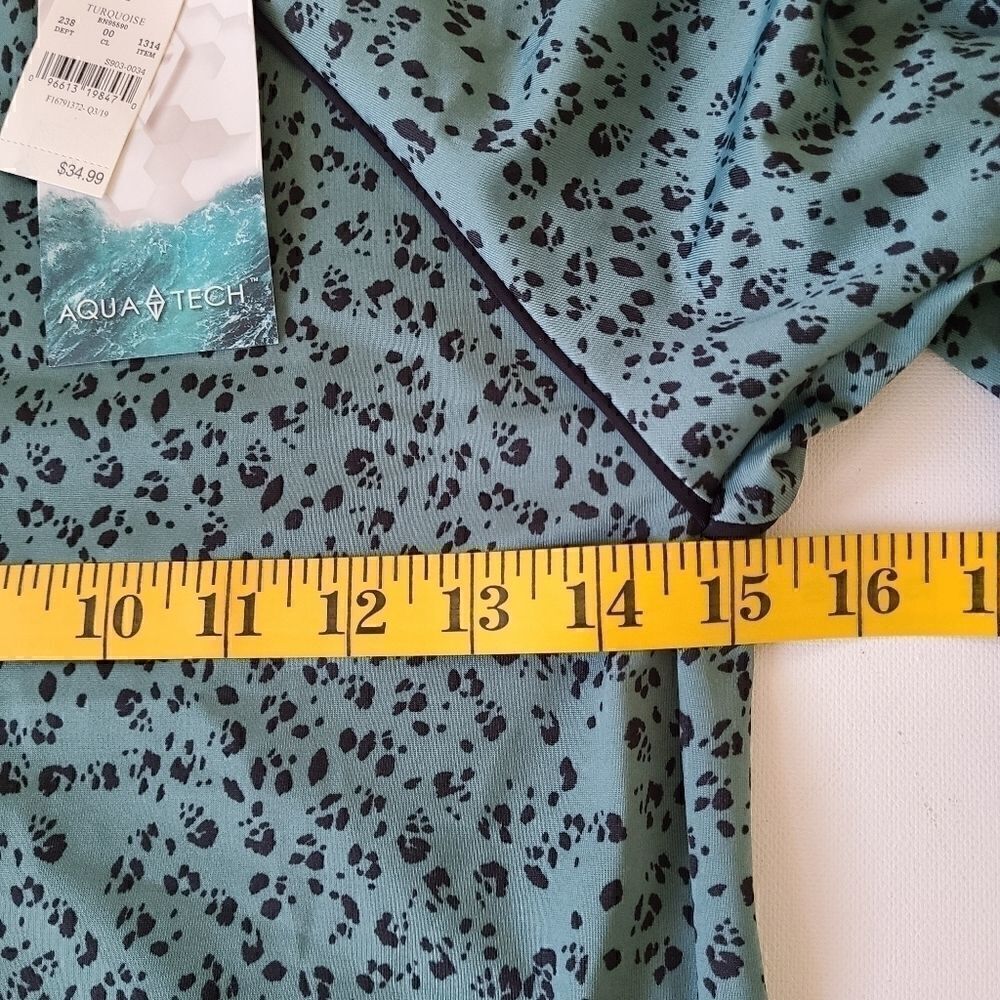 NWT Aqua Tech Long Sleeved Turquoise Print Sun Protection Swim Top Mediium - Picture 6 of 8